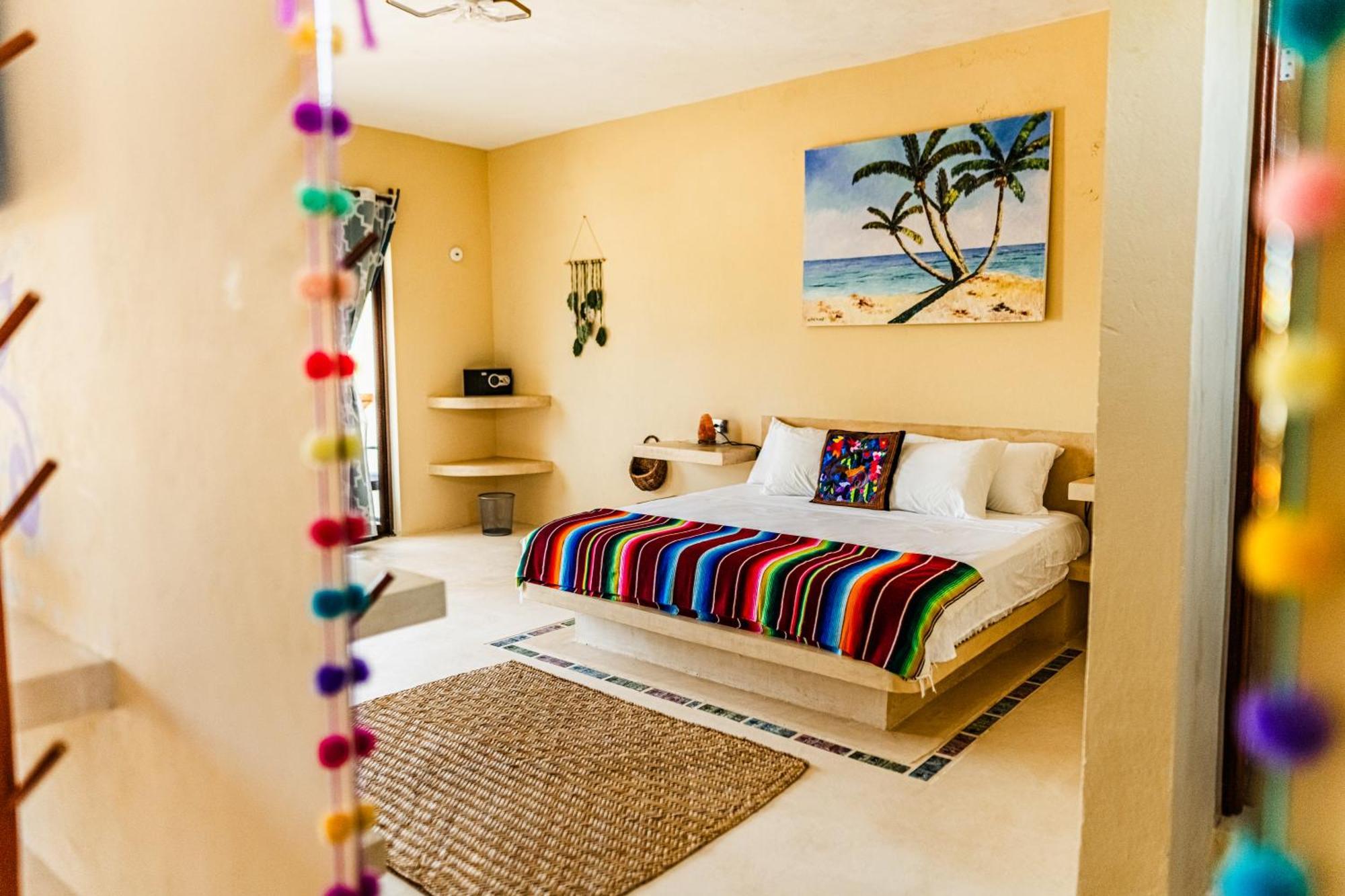 Atenea Holbox Luaran gambar
