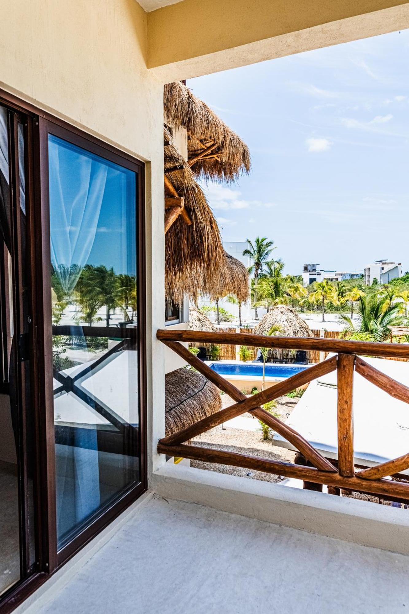 Atenea Holbox Luaran gambar