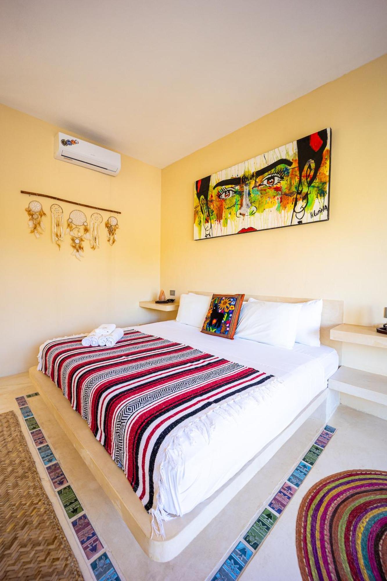 Atenea Holbox Luaran gambar