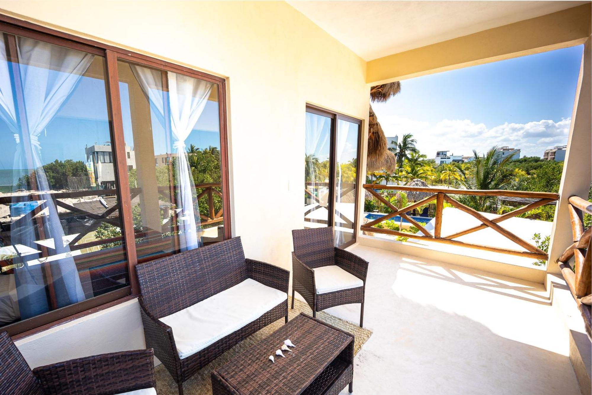 Atenea Holbox Luaran gambar